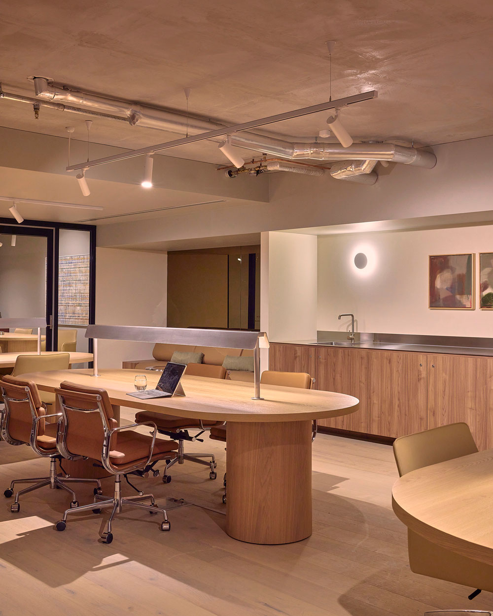 R Evolution Amenity Photography Co Working Space